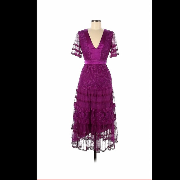 Selling by June 6: Temperley London Florence Short Sleeve Dress (US Size 2) - Picture 1 of 8